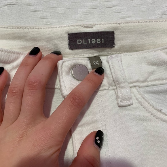 DL1961 High Wasted White Jeans - Picture 4 of 5